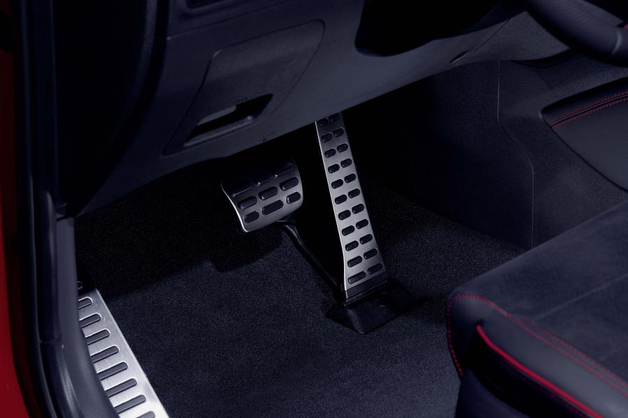 Детали интерьера Hyundai Tucson N Line (TL) 2019 года  (WW) (фото 23 из 41)